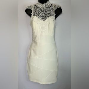 Windsor Women's Lace Bodycon Dress